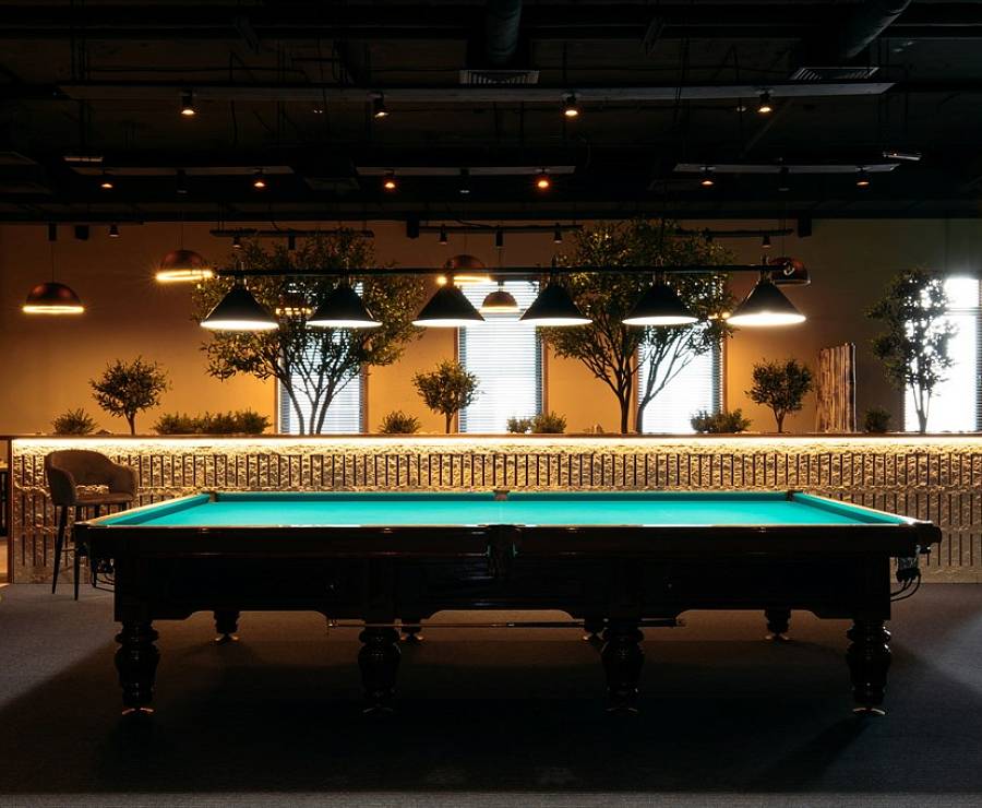 Бар-бильярд Bil House8
