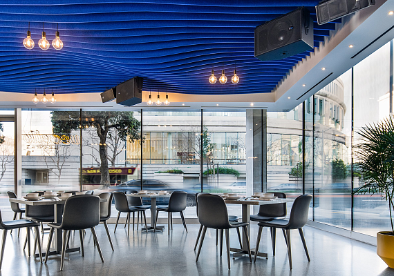 Что поколение Z хочет от ресторанов: дизайн заведений, привлекающий молодую аудиторию