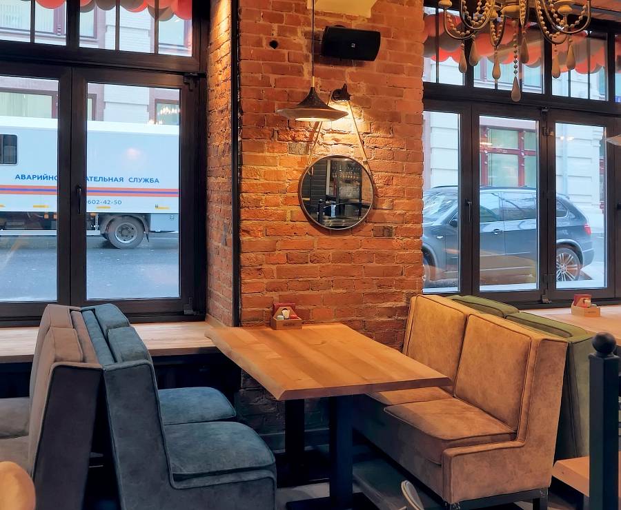 Ресторан Экспромт, Златоустинский переулок30