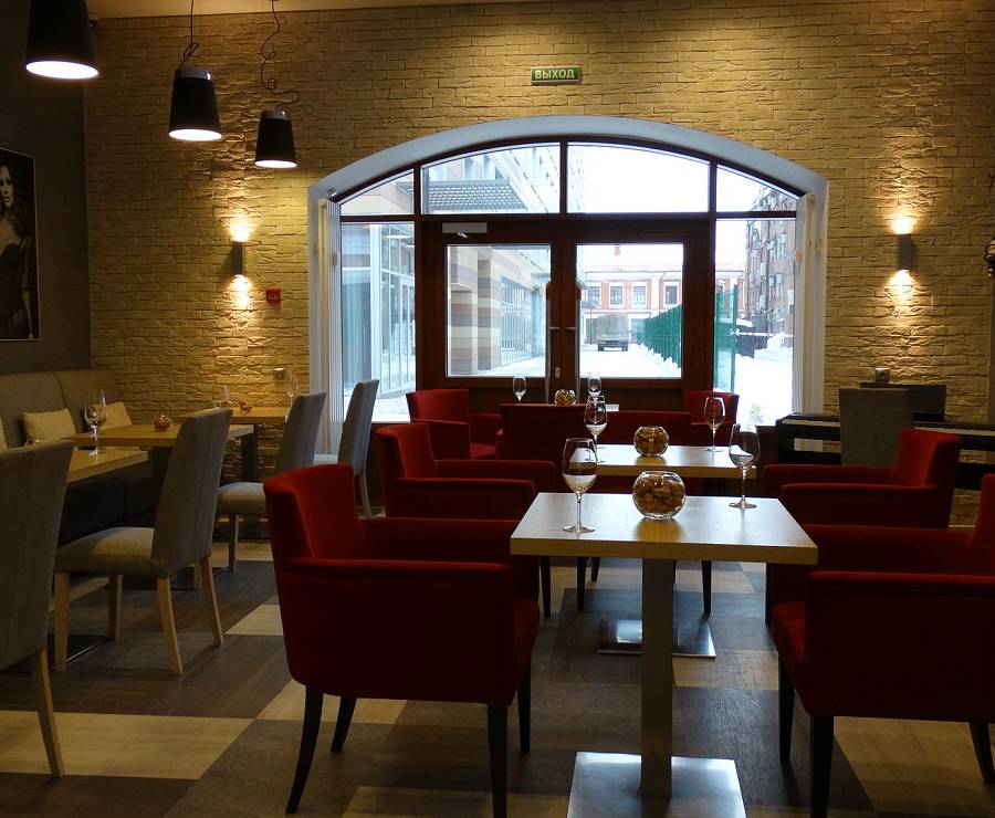 Винный бутик и бар Vinorio5