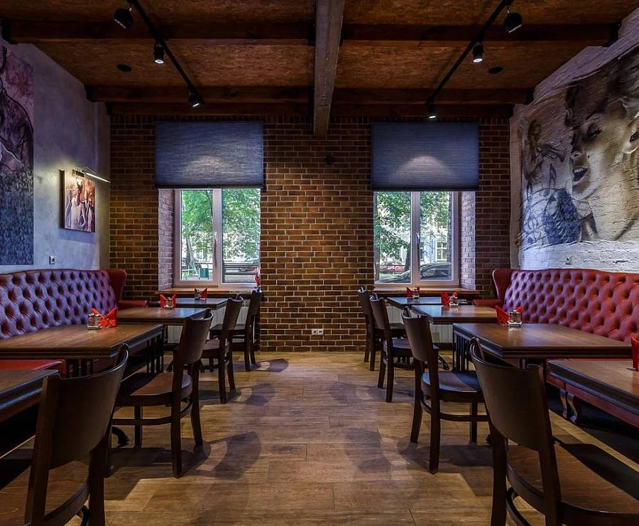 Кафе при отеле Джаз2