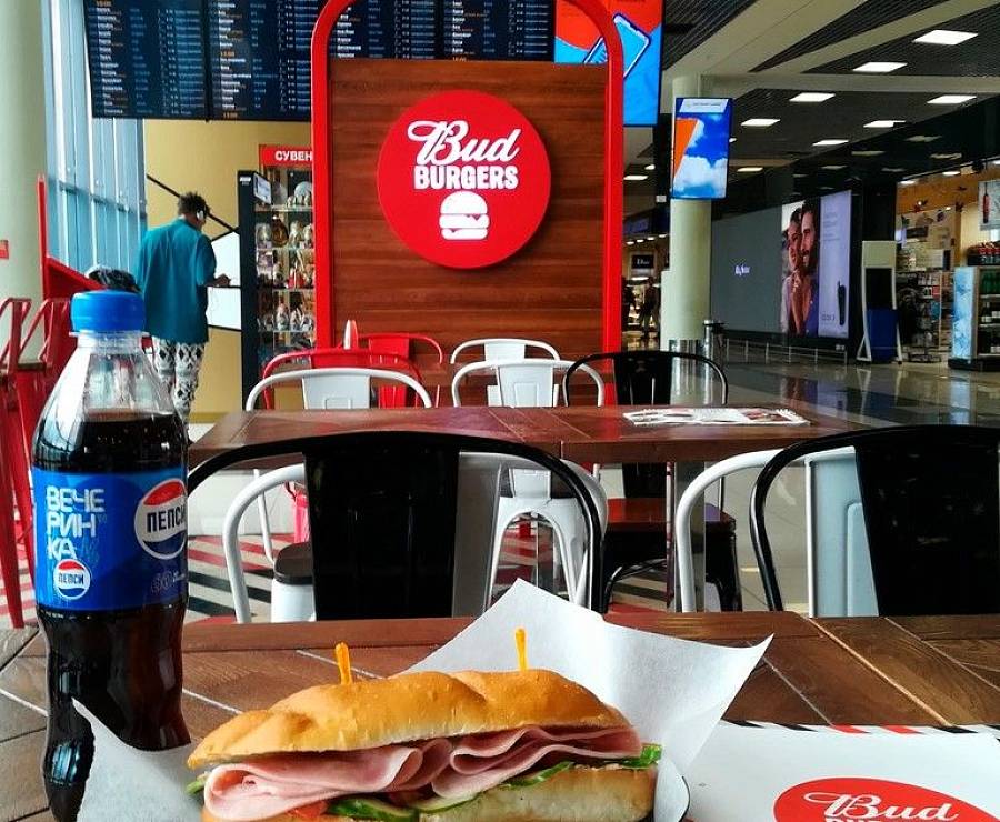 Бар-ресторан BUD Burgers (Шереметьево)15