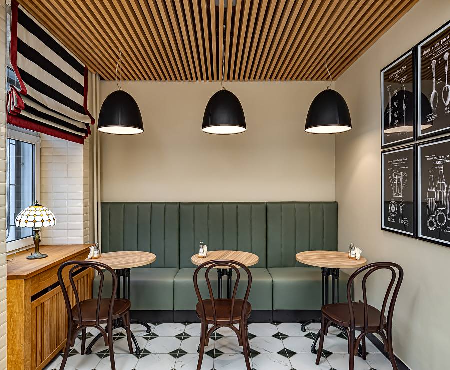 Столовая при отеле3