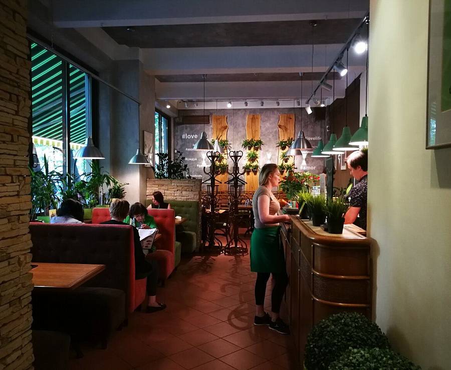 Вегетарианское кафе Авокадо3