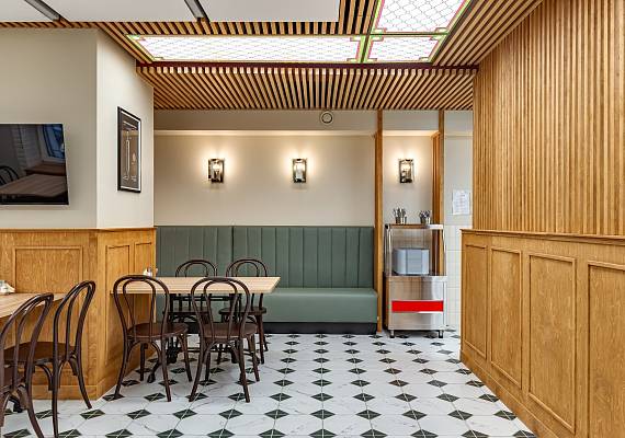 Столовая при отеле 1