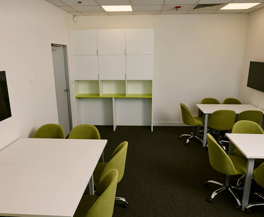 CREW LOUNGE S7 AIRLINES6