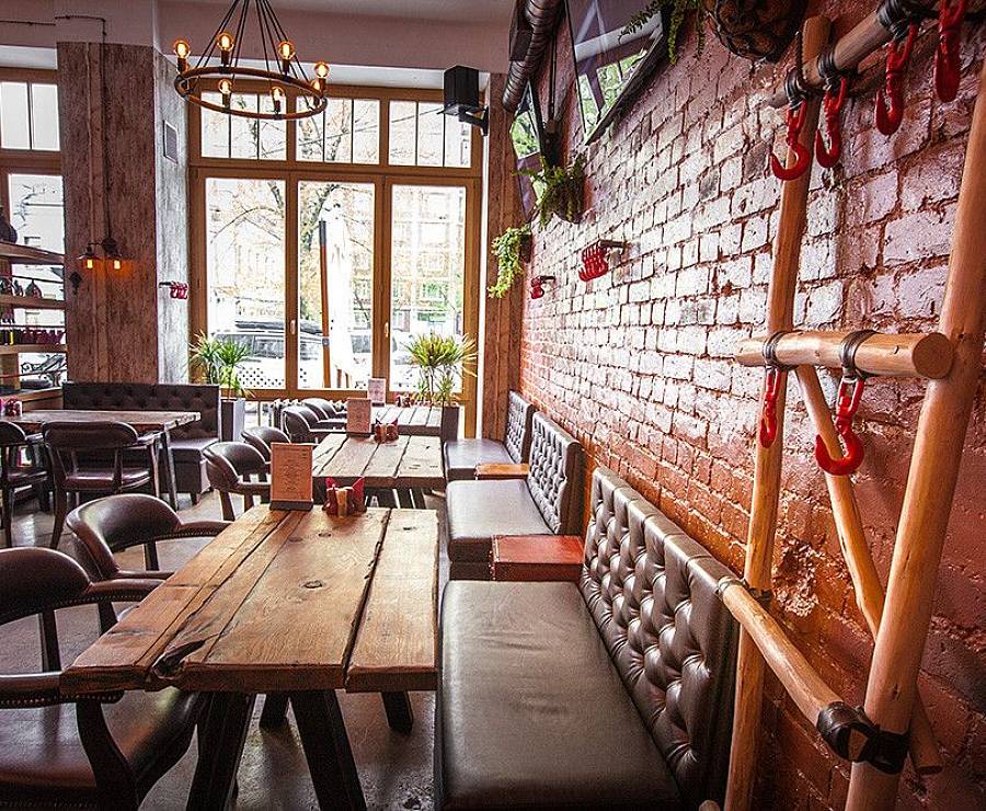 Ресторан Экспромт (ул. Школьная)10