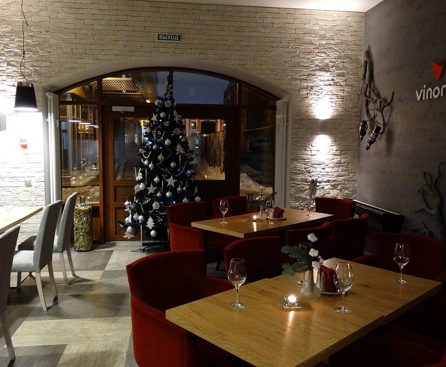 Винный бутик и бар Vinorio6