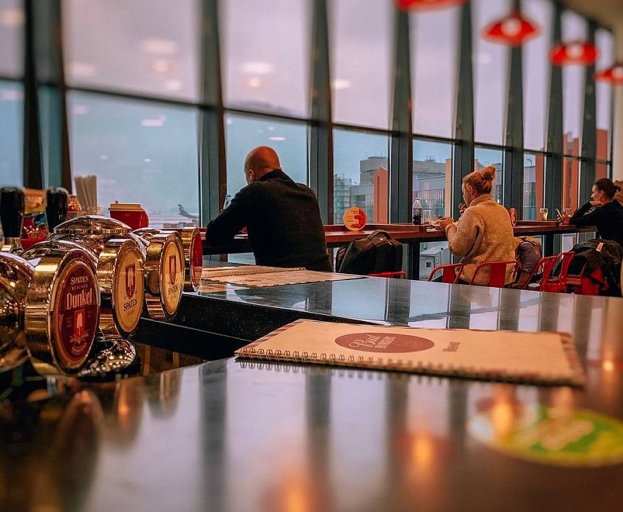 Бар-ресторан BUD Burgers (Шереметьево)13